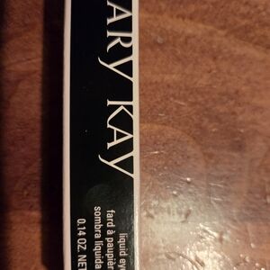 Mary Kay Light Beam Eye Shadow